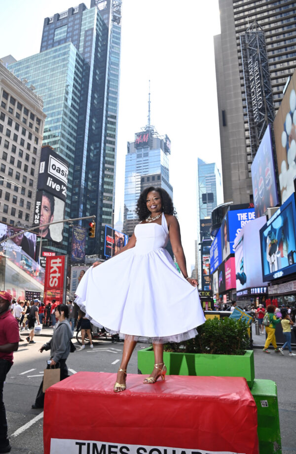 Dr. Briana Rice: HEALING WITH GRACE - Courageous Woman Magazine